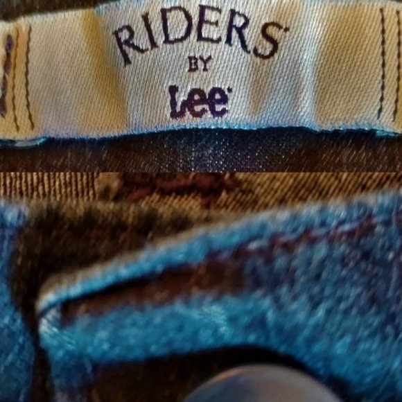Riders by Lee Dark Demim 5 Pocket Capri Jeans Size 6 NWOT - Picture 4 of 6